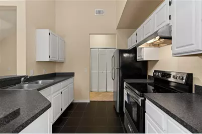 6021 Westgate Drive #823, Orlando, FL 32835 - Photo 10