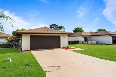 606 Turnberry Court, Winter Haven, FL 33884 - Photo 1