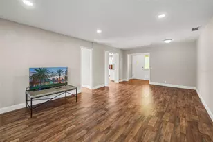 606 Turnberry Ct, Winter Haven, FL 33884 - Photo 8