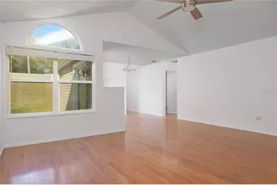 7613 Pacific Heights Circle, Orlando, FL 32835 - Photo 4