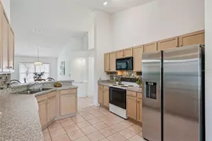 2631 Star Lake View Dr, Kissimmee, FL 34747 - Photo 16