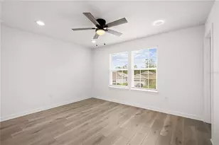 9819 Brown Burrow St, Orlando, FL 32829 - Photo 12
