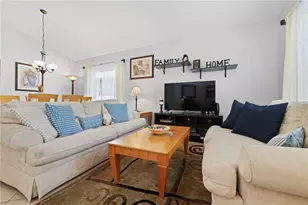 422 Troon Cir, Davenport, FL 33897 - Photo 16