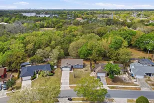 3916 Valencia Grove Ln, Orlando, FL 32817 - Photo 36