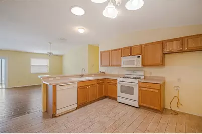 2454 Southern Oak Street, The Villages, FL 32162 - Photo 10