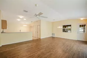 2454 Southern Oak St, The Villages, FL 32162 - Photo 8