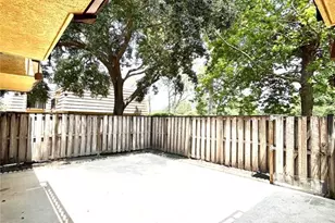 5268 Coral Ct, Orlando, FL 32811 - Photo 4