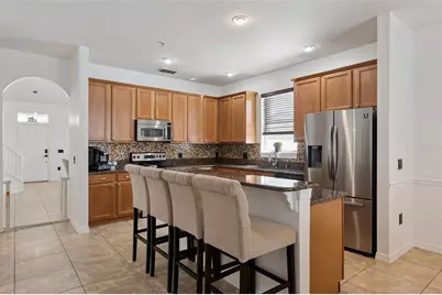 10484 Eastpark Lake Drive, Orlando, FL 32832 - Photo 6