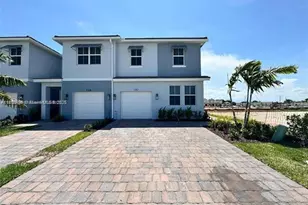 142 NE 14th Ter, Homestead, FL 33033 - Photo 1