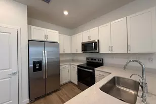 142 NE 14th Ter, Homestead, FL 33033 - Photo 32