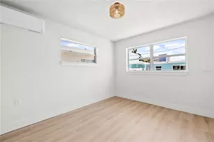 13388 1st St E, Madeira Beach, FL 33708 - Photo 24