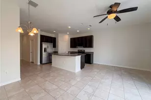 7011 Towne Lake Rd, Riverview, FL 33578 - Photo 8