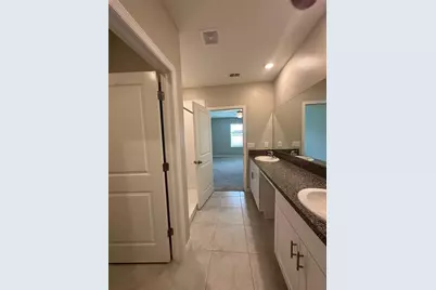 7157 Samuel Ivy Drive, Tampa, FL 33619 - Photo 16
