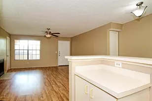355 Lakepointe Dr, Altamonte Springs, FL 32701 - Photo 4