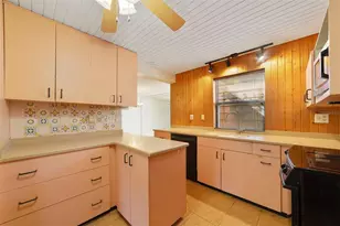 809 Wilson Ave, Leesburg, FL 34748 - Photo 8