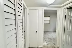 1624 Queensway Rd, Orlando, FL 32808 - Photo 4