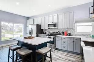 8050 King Palm Cir, Kissimmee, FL 34747 - Photo 12