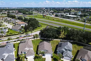 8050 King Palm Cir, Kissimmee, FL 34747 - Photo 2