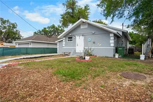 221 Avenue L NE, Winter Haven, FL 33881 - Photo 2