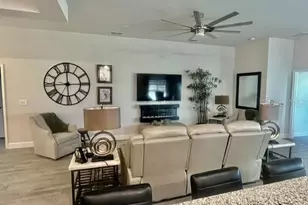 4527 Grandview Gln Dr, Auburndale, FL 33823 - Photo 2