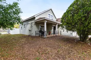 2620 Woods Edge Cir, Orlando, FL 32817 - Photo 4