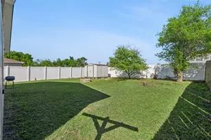 23 Cayman Cir, Umatilla, FL 32784 - Photo 20