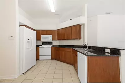 6821 Aramon Court, Wesley Chapel, FL 33545 - Photo 12