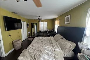 831 Naples Dr, Orlando, FL 32804 - Photo 16