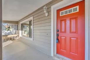 418 Shelby Ct, Apopka, FL 32712 - Photo 2