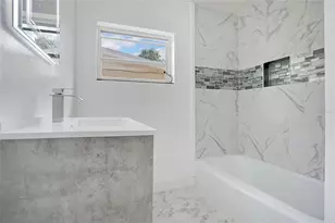 1951 S Crystal Lake Dr, Orlando, FL 32806 - Photo 18