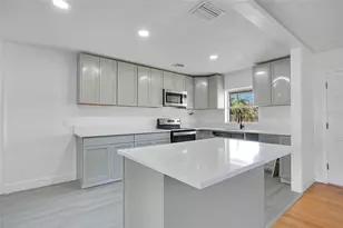 1951 S Crystal Lake Dr, Orlando, FL 32806 - Photo 10