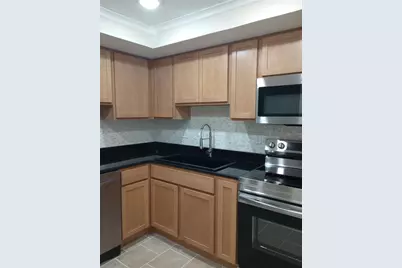 1310 Glen Oaks Drive E #183E, Sarasota, FL 34232 - Photo 4