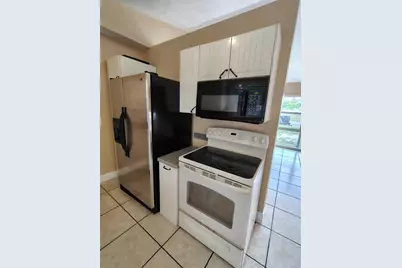 902 N Thacker Avenue, Kissimmee, FL 34741 - Photo 12