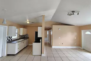 902 N Thacker Ave, Kissimmee, FL 34741 - Photo 8