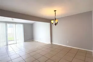 306 Mango Dr, Davenport, FL 33897 - Photo 2