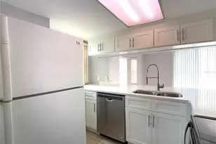 306 Mango Dr, Davenport, FL 33897 - Photo 6