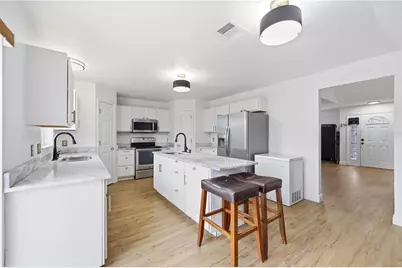 627 Woodland Creek Boulevard, Kissimmee, FL 34744 - Photo 12