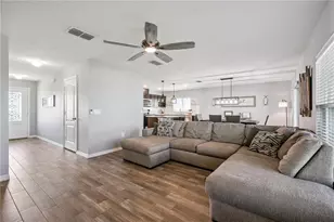 606 Preserve Pointe Blvd, Davenport, FL 33837 - Photo 4