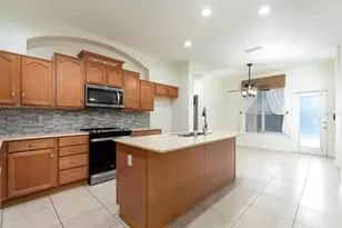 13409 Via Roma Cir, Clermont, FL 34711 - Photo 10