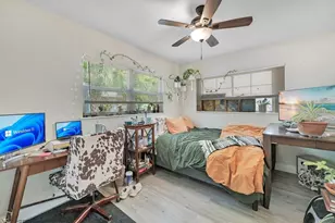 1304 E Osborne, Tampa, FL 33603 - Photo 18