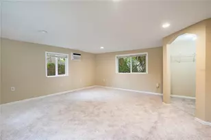 38341 Palm Grove Dr, Zephyrhills, FL 33542 - Photo 20