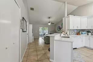 190 Kelly Cir, Sanford, FL 32773 - Photo 10