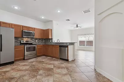 4225 Waterside Pointe Circle, Orlando, FL 32829 - Photo 10