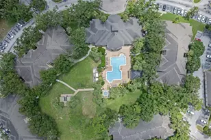 2528 Robert Trent Jones Dr, Orlando, FL 32835 - Photo 40