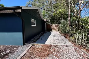 3571 Lake Eleanor Dr, Mount Dora, FL 32757 - Photo 2