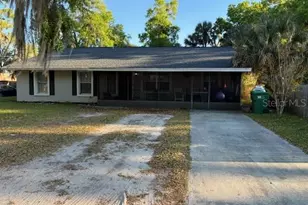 1124 E Grant Ave, Mount Dora, FL 32757 - Photo 1