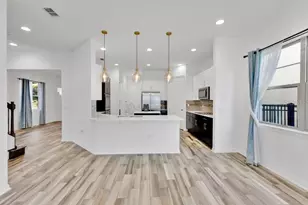 10466 Siddington Dr, Orlando, FL 32832 - Photo 4