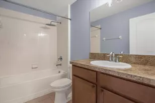 10815 Savannah Landing Cir, Orlando, FL 32832 - Photo 14