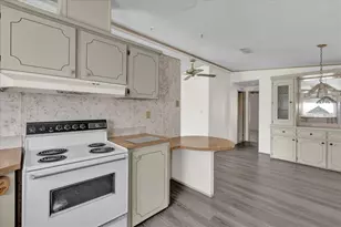 415 S Timber Trail, Wildwood, FL 34785 - Photo 8