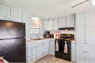 77 Wildwood Lane, Eustis, FL 32726 - Photo 10